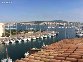 Magnifique appartement vue port et mer